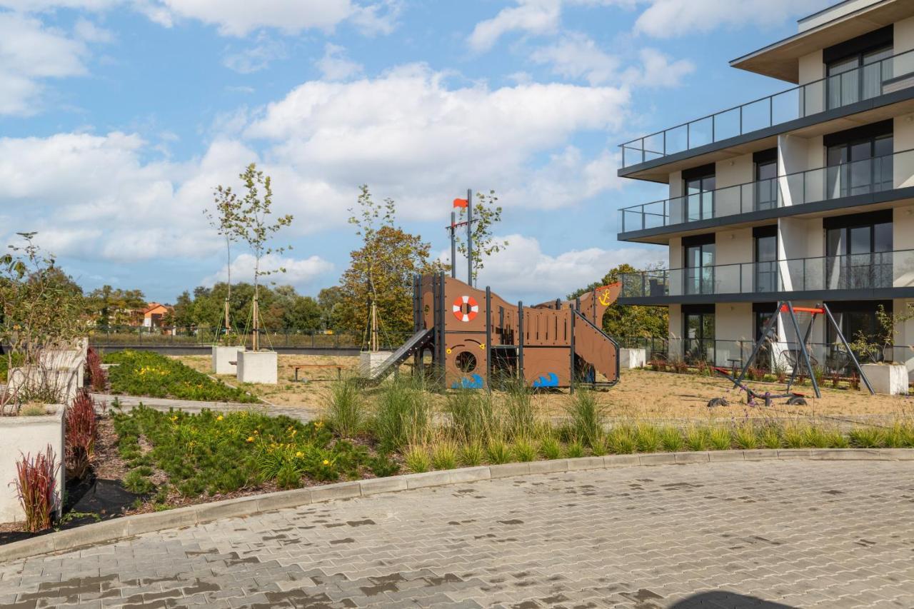 Wellness Resort Apartments Dziwnow Riverfront By Noclegi Renters 外观 照片