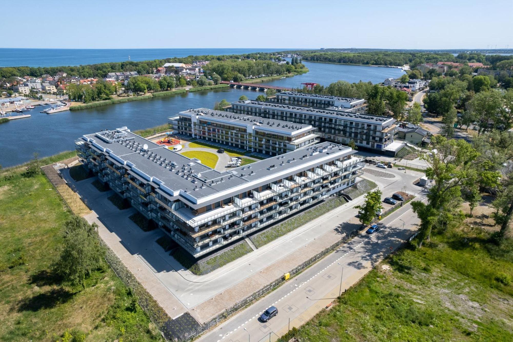 Wellness Resort Apartments Dziwnow Riverfront By Noclegi Renters 外观 照片