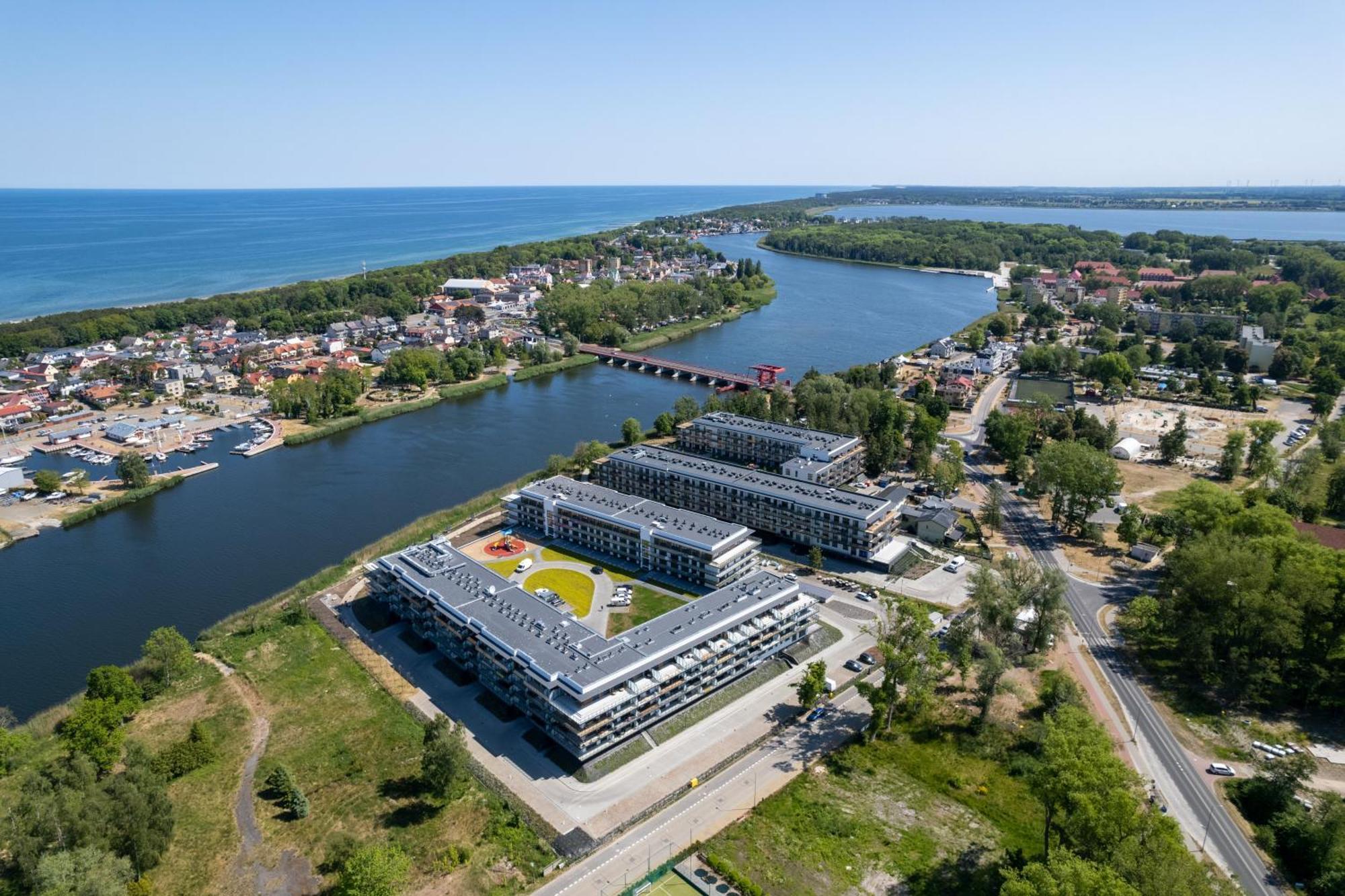 Wellness Resort Apartments Dziwnow Riverfront By Noclegi Renters 外观 照片